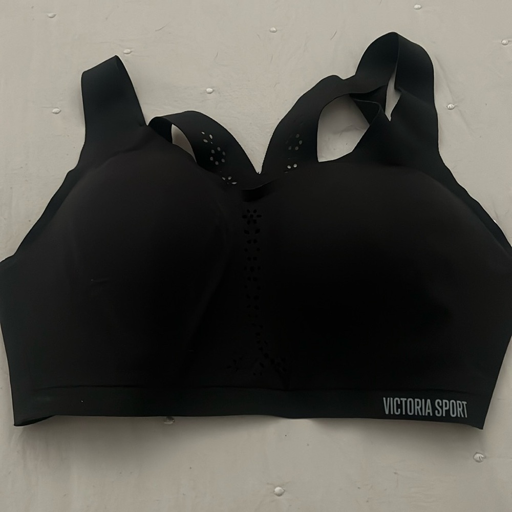 NWOT Victoria Secert sports bra